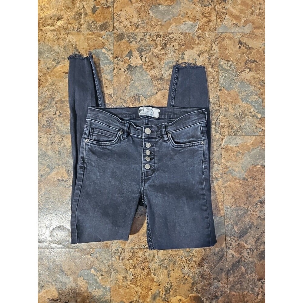 Free People Black Button Fly Skinny Leg Jeans Raw Hem Womens Size 25 (J5)